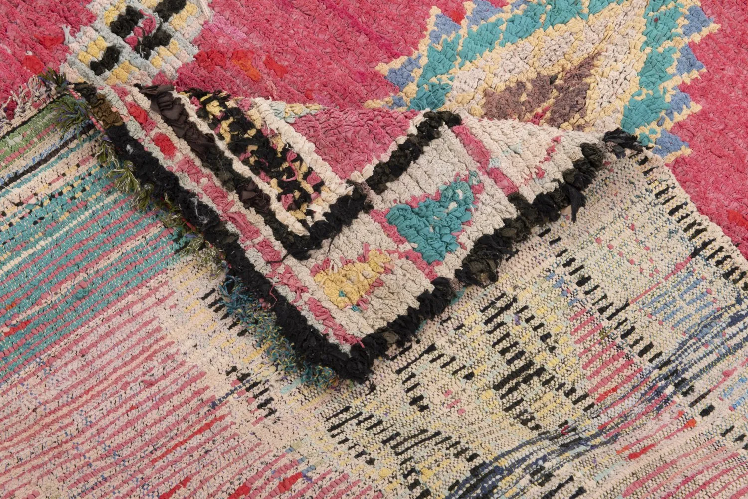 Marokkansk berber tæppe Boucherouite 240 x 105 cm