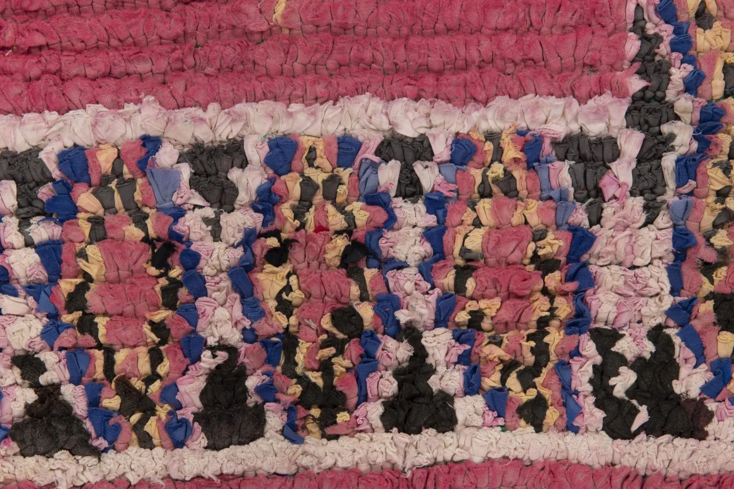 Marokkansk berber tæppe Boucherouite 275 x 130 cm