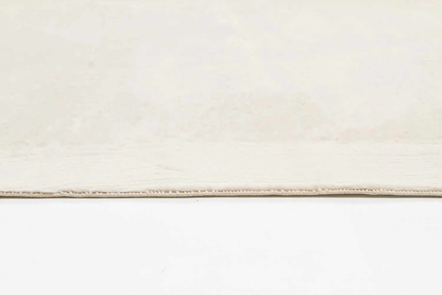 Ryatæpper - Aranga Super Soft Fur (beige)