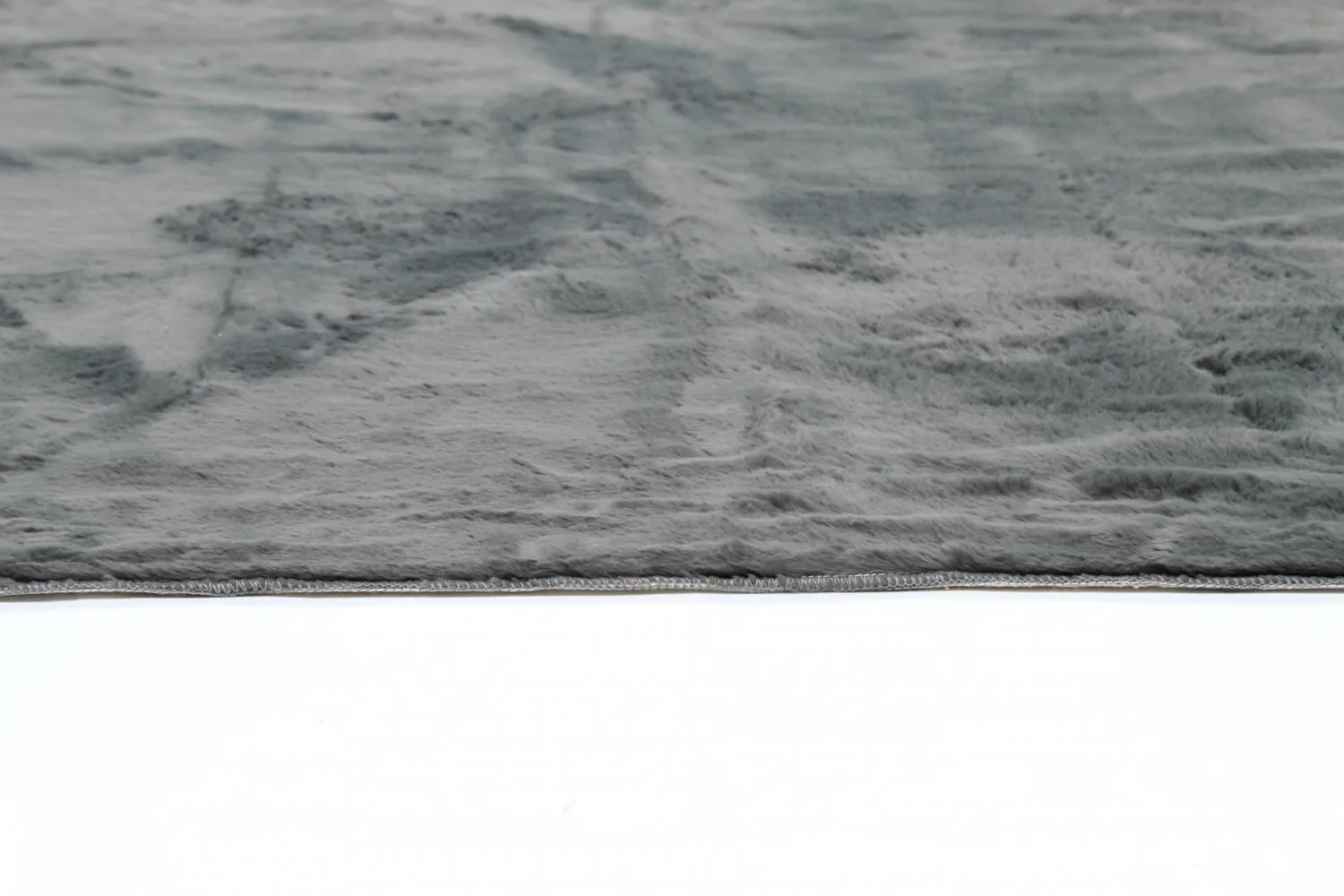 Ryatæpper - Aranga Super Soft Fur (antracit)