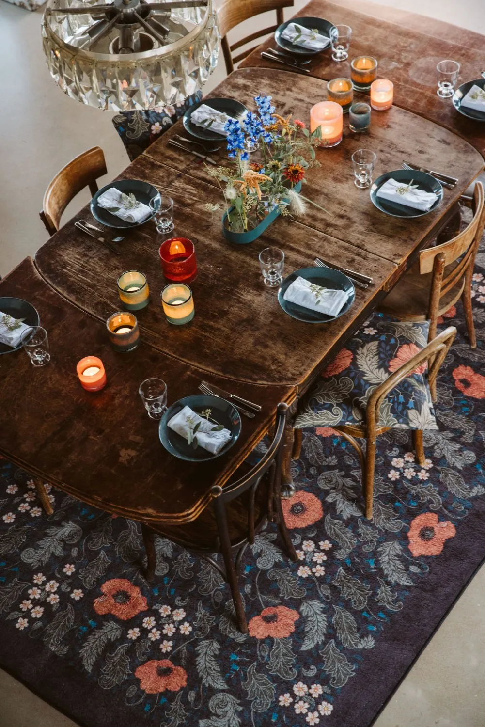Wilton-tæppe - Poppy (sort)