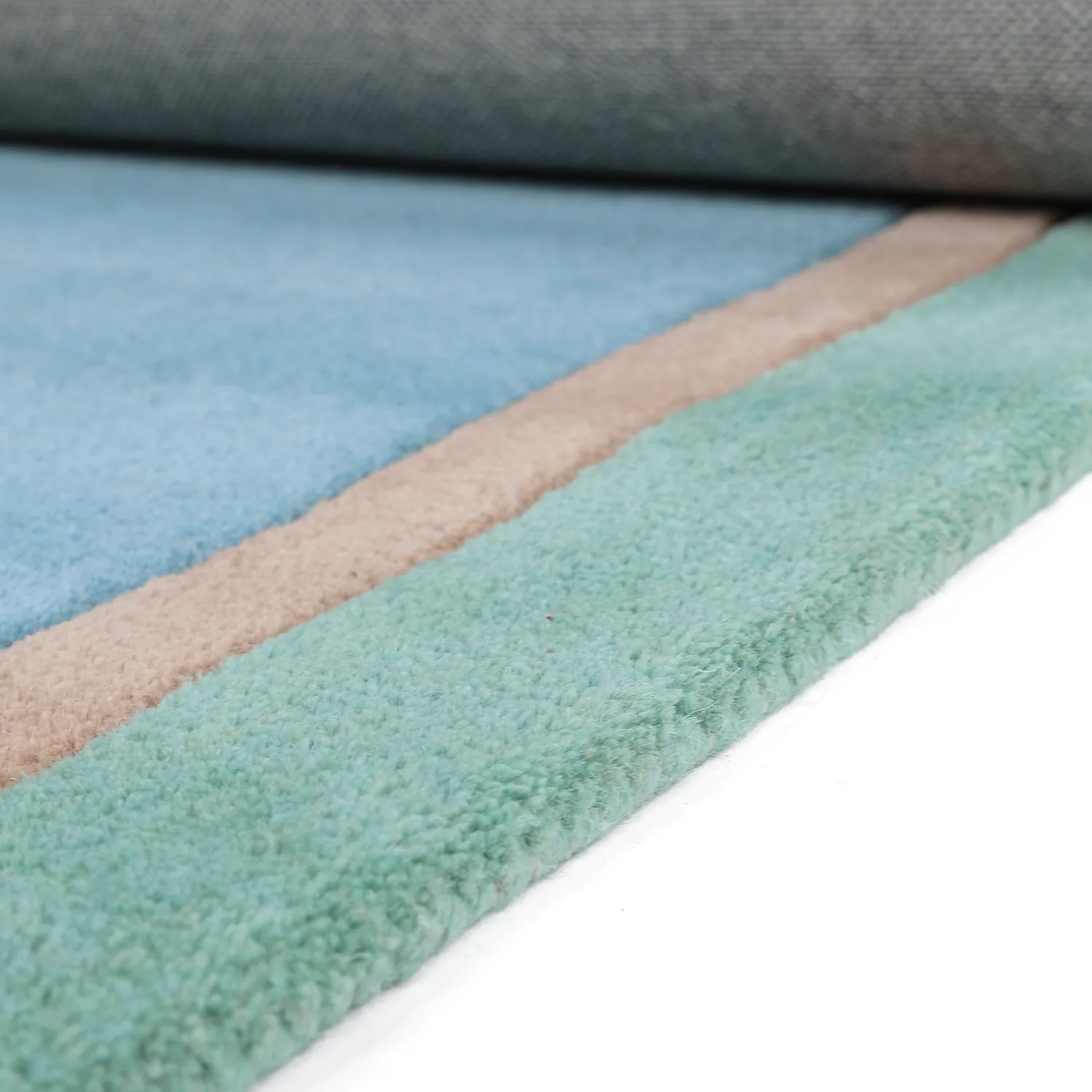 Børnetæppe - Giraffe Hand Tufted Wool Premium (lyseblå/multi)