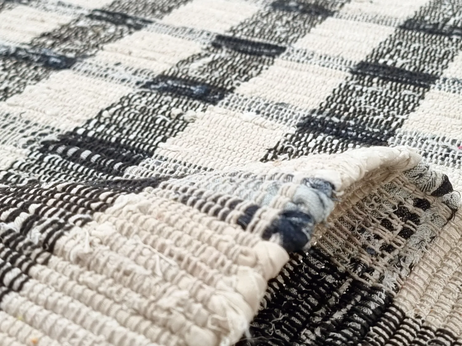 Bomuldstæppe - Noomi (sort)