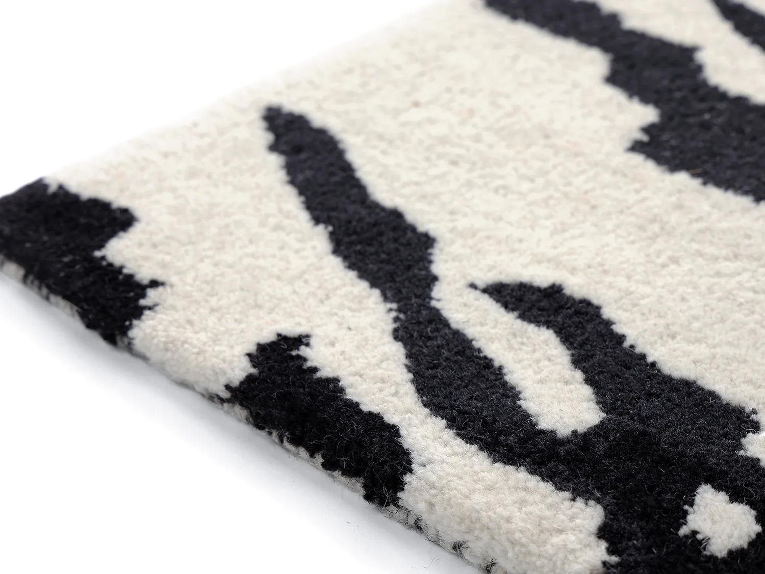 Dørmåtte - Zebra Tufted Wool Premium (hvid/sort)