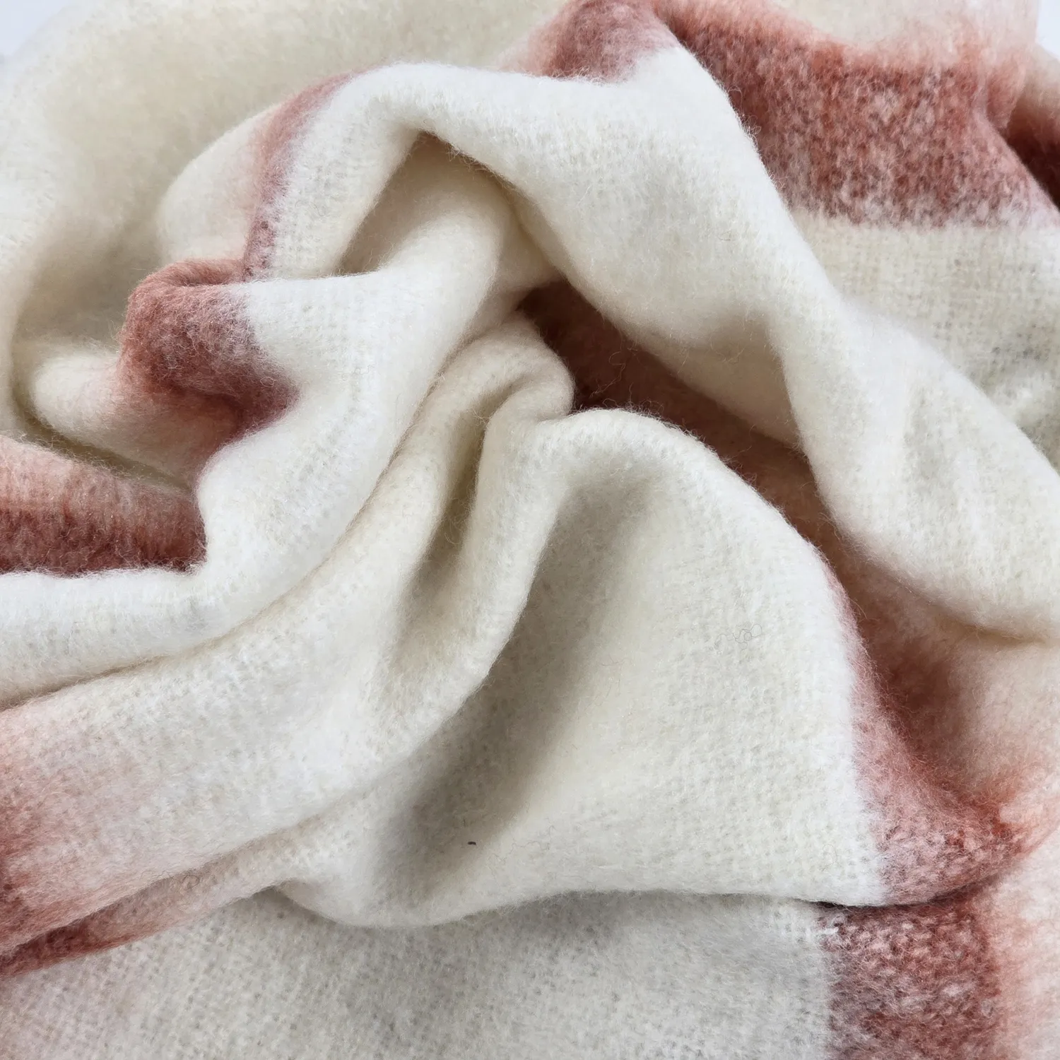 Tæpper - Plaid i uldblandning - Miranda (lyserød)