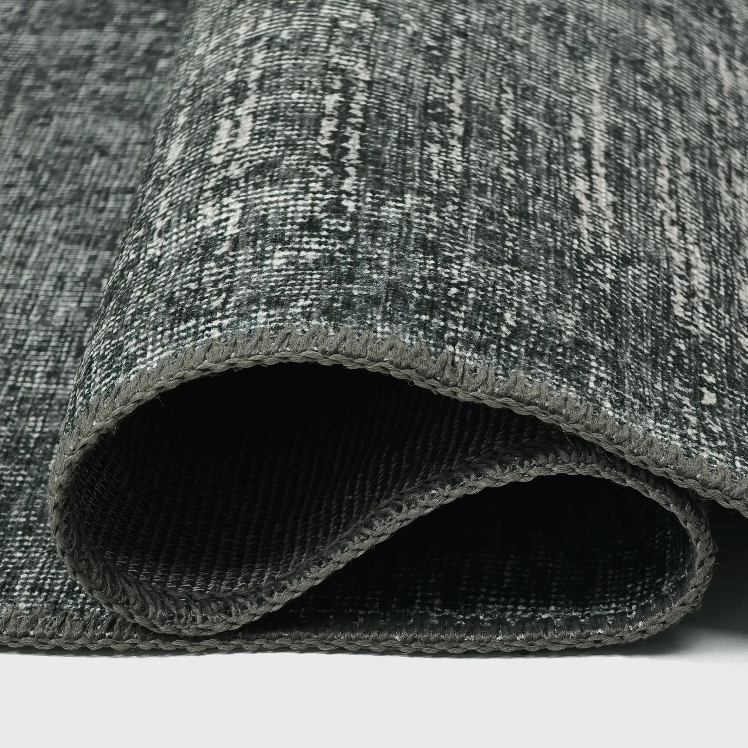 Fladvævet tæppe - Elarion (sort)