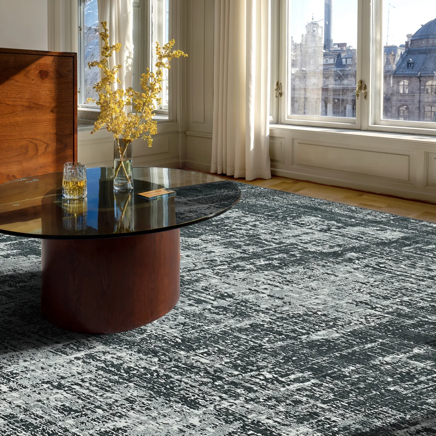 Fladvævet tæppe - Elira (sort)