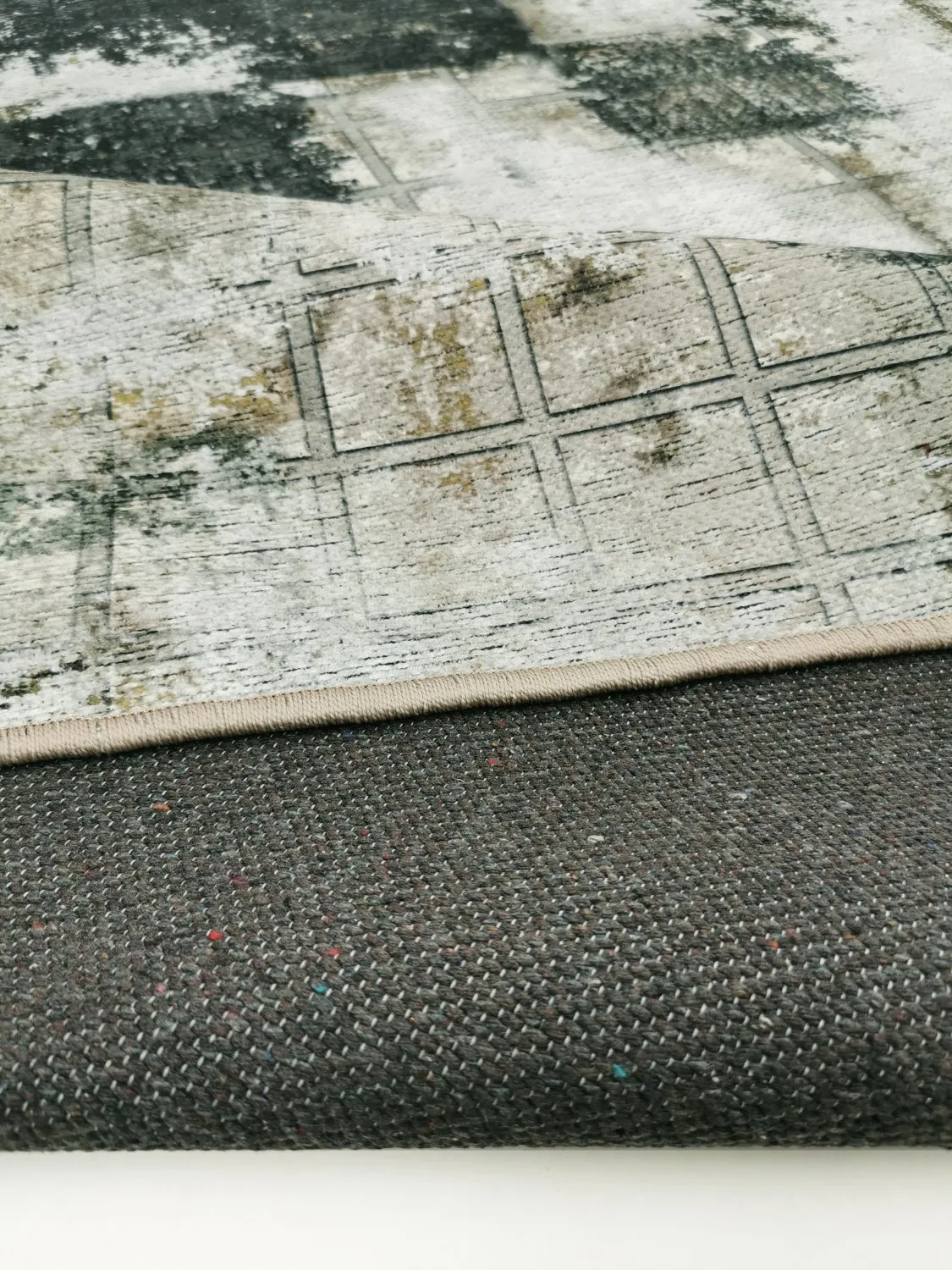 Wilton-tæppe - Flores (sort/brun/hvid)