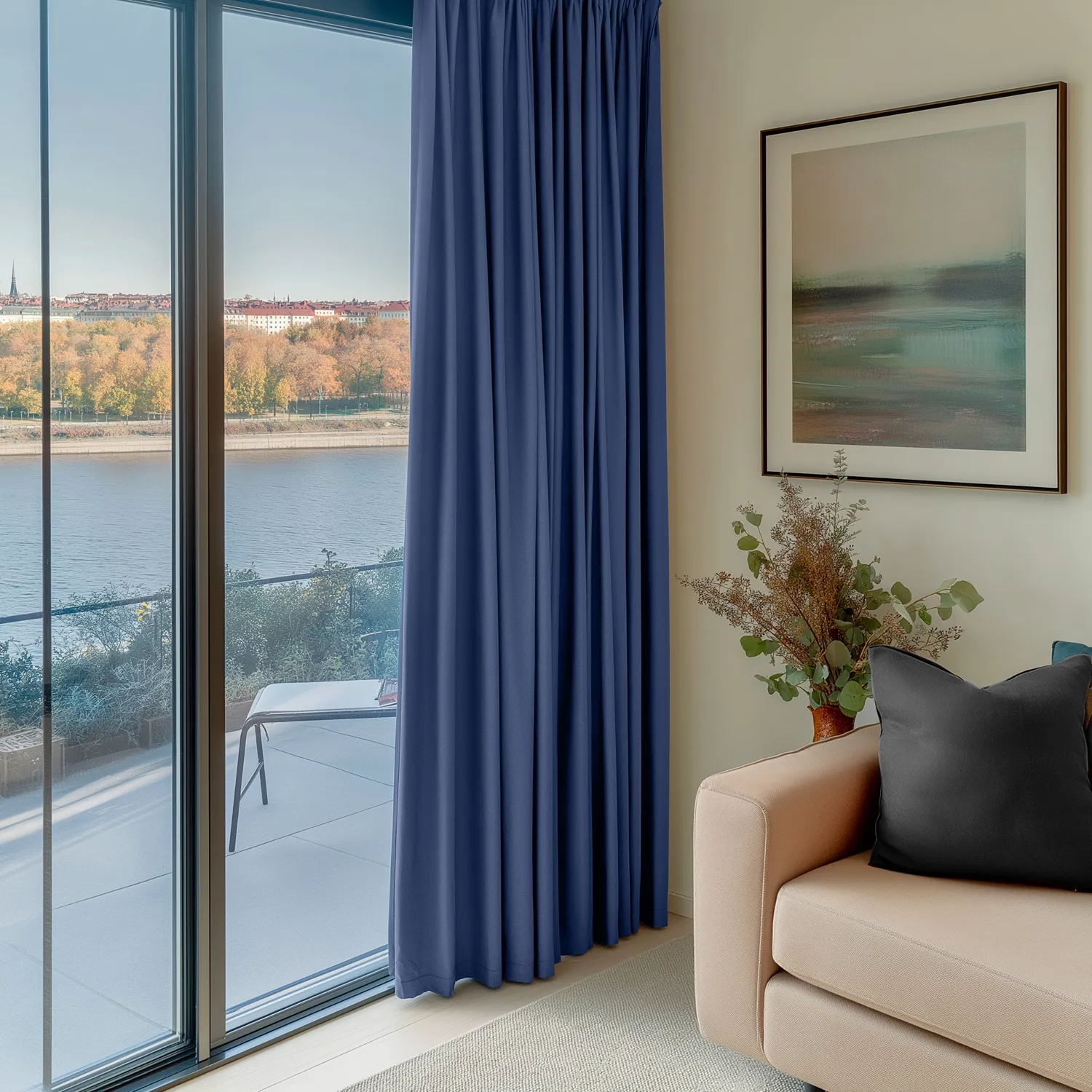 Gardiner - Mørklægningsgardin Octavia (mørkeblå)