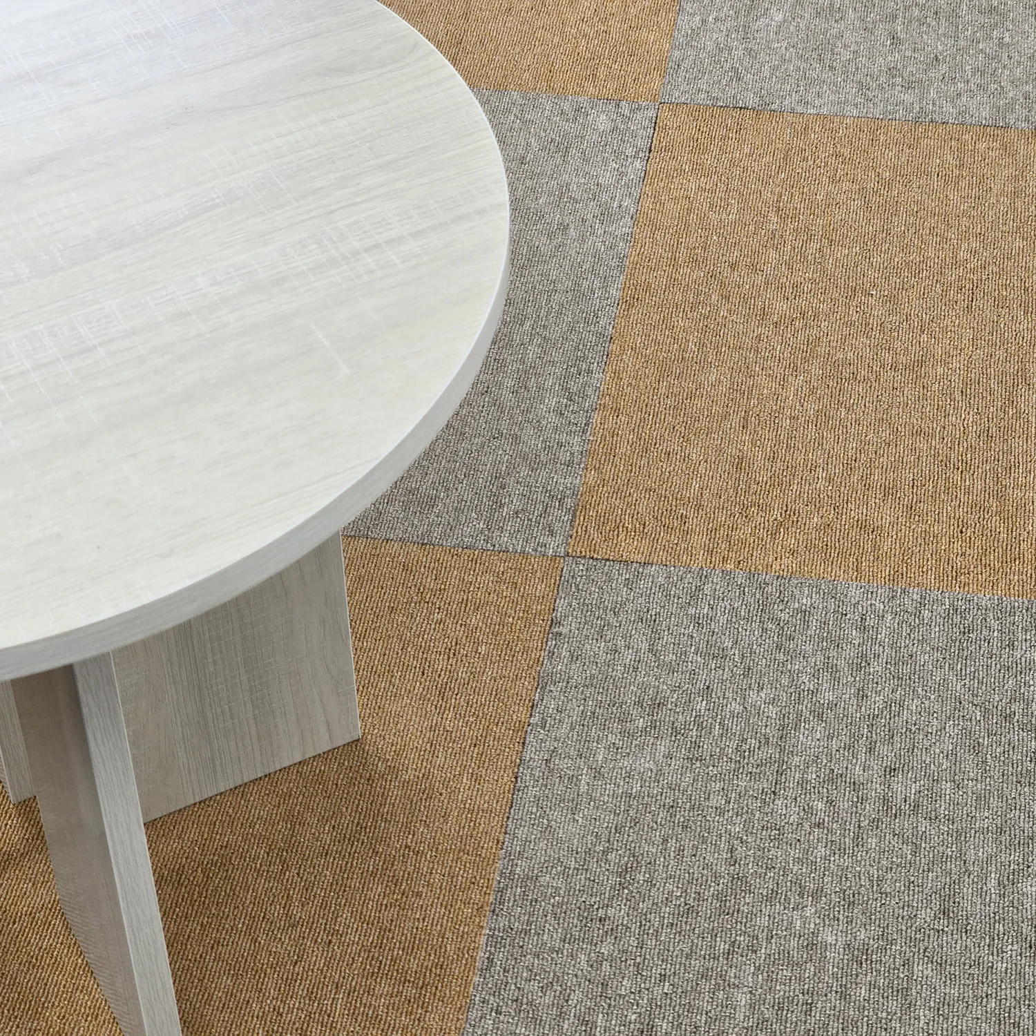 Væg-til-væg-tæppe - Almeria Tæppefliser 24 stk. (beige)