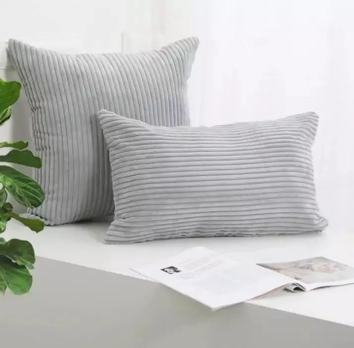 Pudebetræk - Striped Velvet 50 x 50 cm (grå)