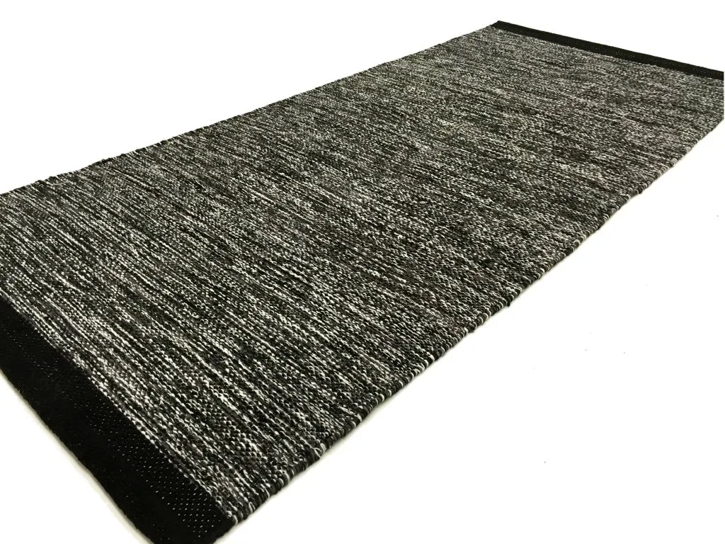 Kludetæppe - Slite (sort-hvid)
