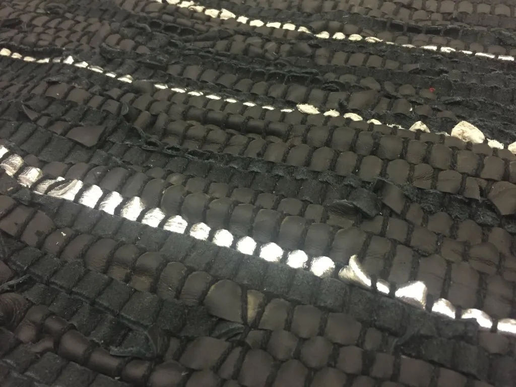 Kludetæppe - Nordal Design (sort, 100 % læder)