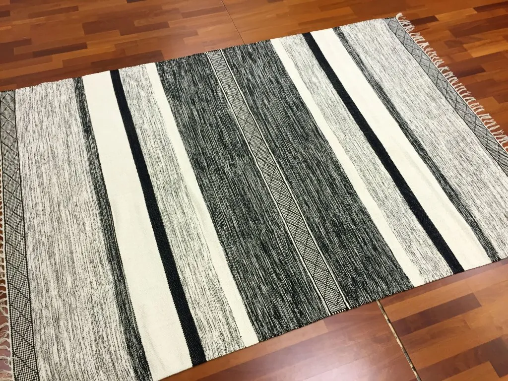 Kludetæppe - Nikita (grå)