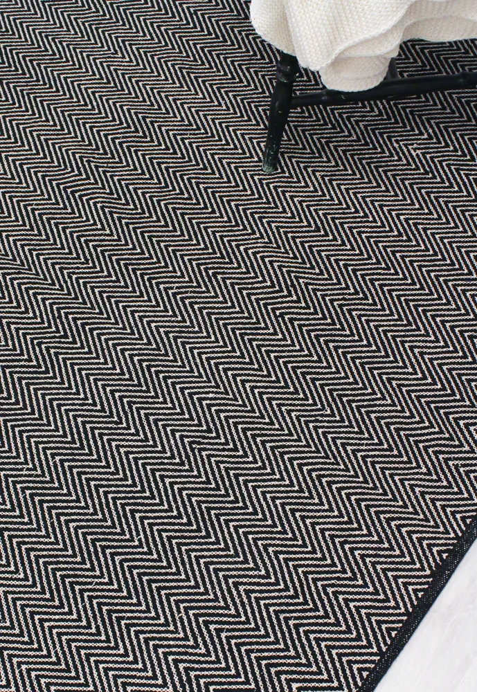 Kludetæppe - Marina (sort)