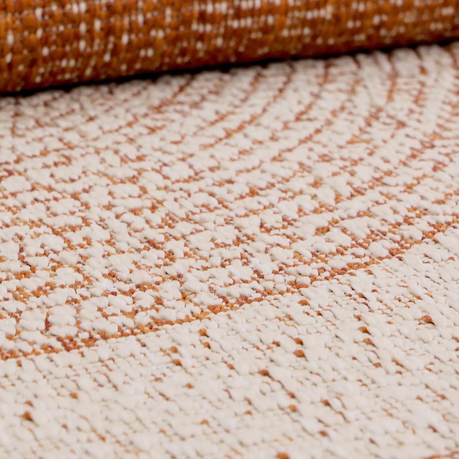 Rundt tæppe - Indoor/Outdoor Angus (rød)