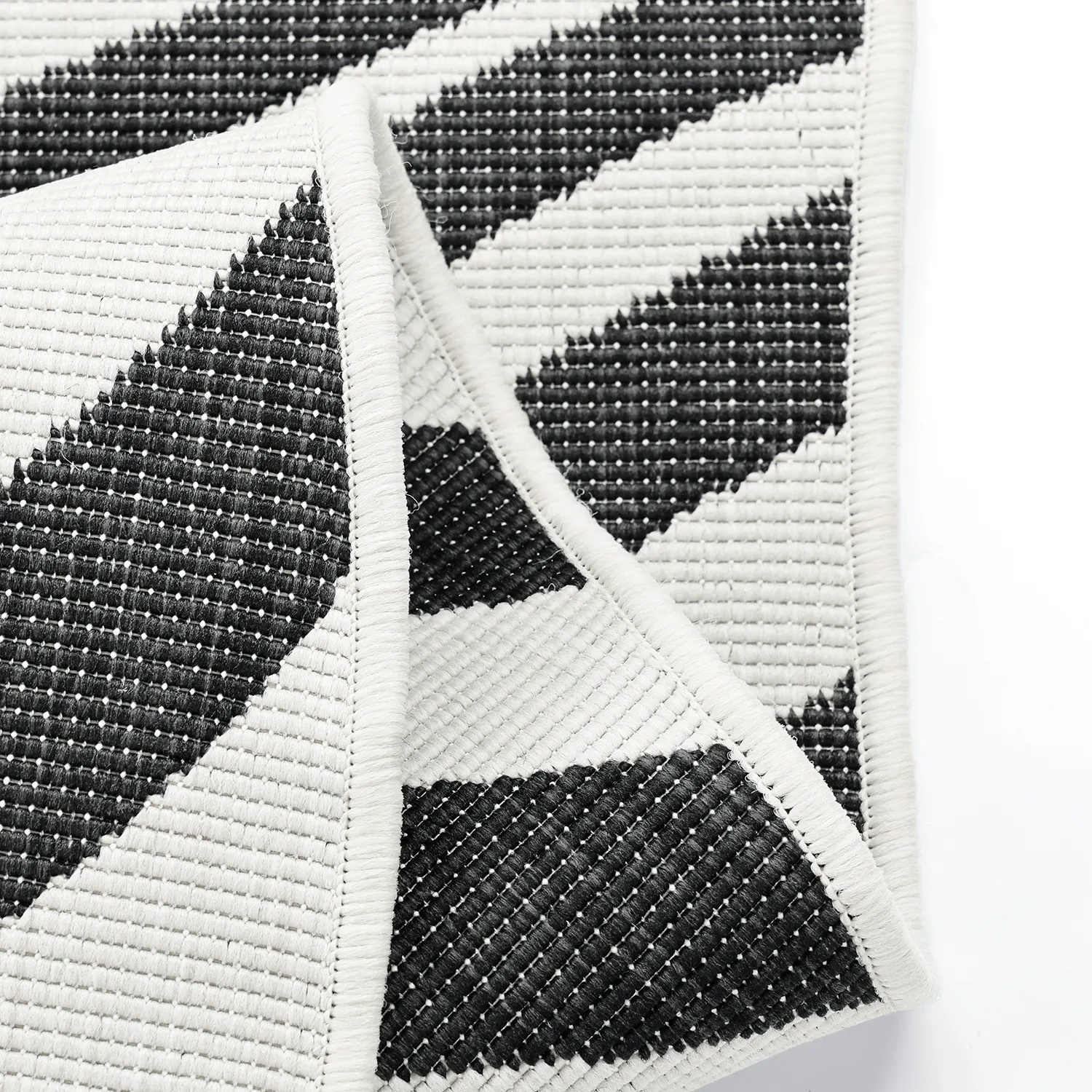 Tæpper til indendørs/udendørs brug - utomhusmatta - Remina (sort/hvid)