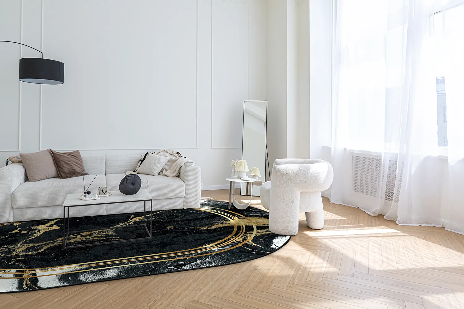 Ovalt tæppe - Emery (sort)