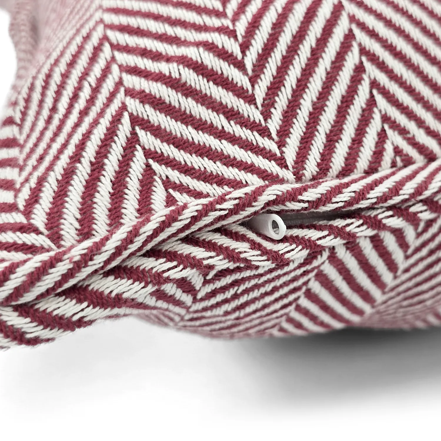 Pudebetræk - Denisa Fishbone (rød/hvid)