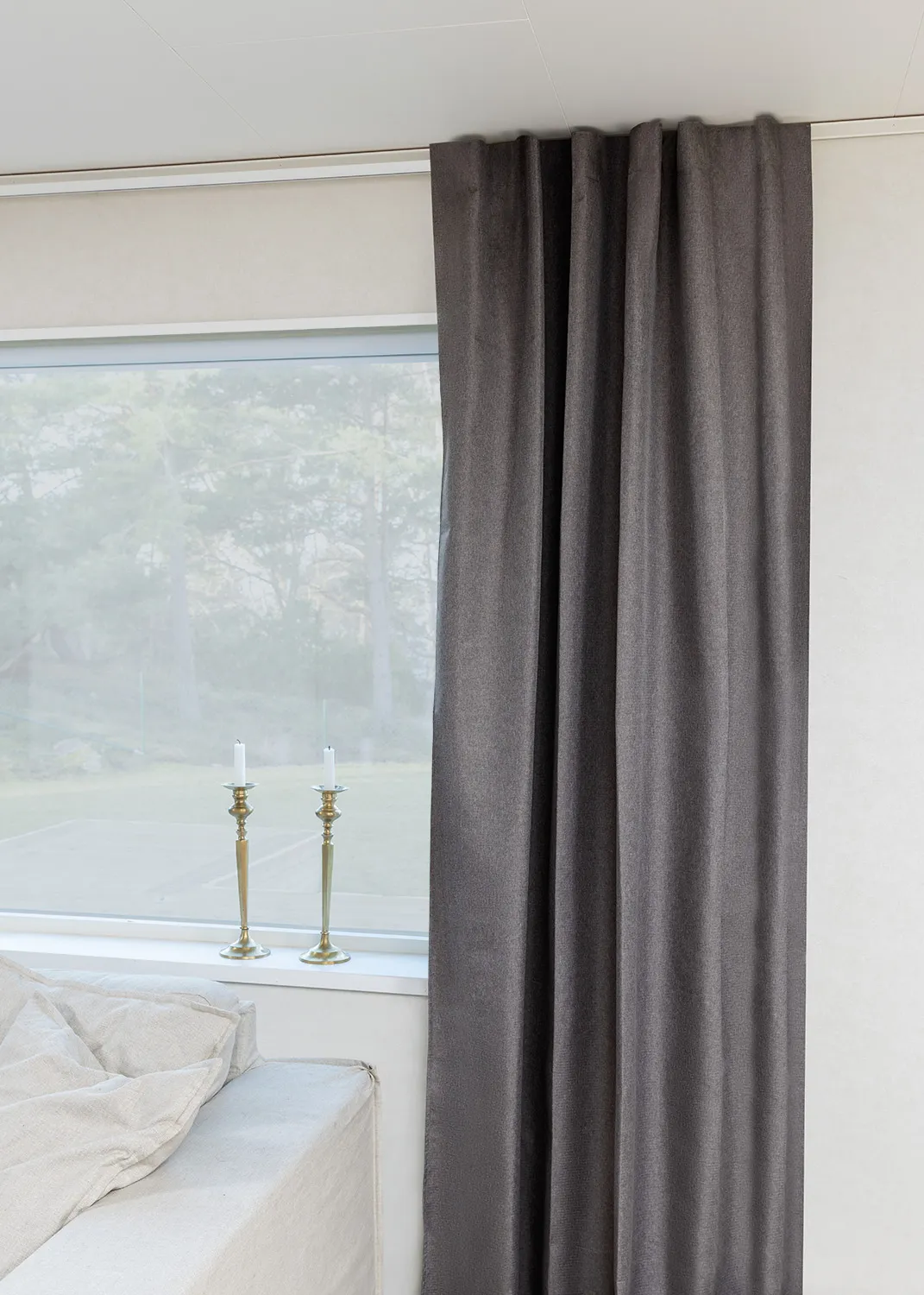 Gardiner - Mørklægningsgardin Reyna (grafit)