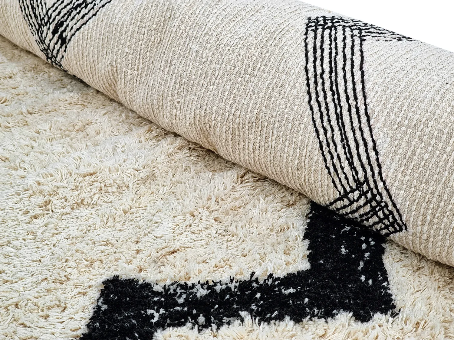 Ryatæpper - Chablis Natural Cotton Shaggy (offwhite/sort)