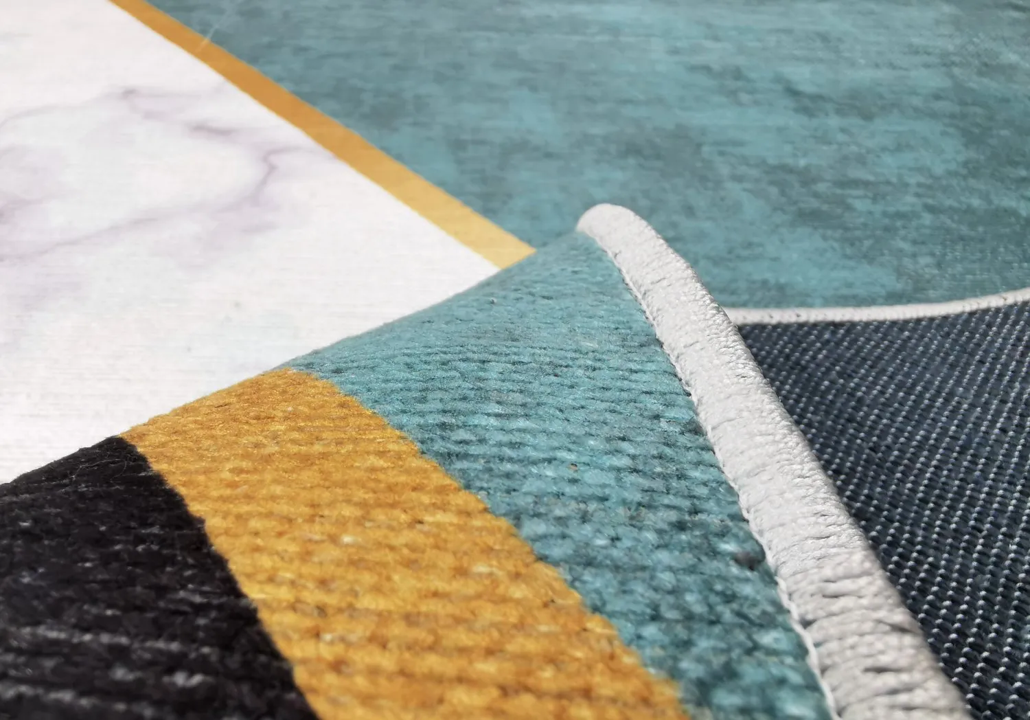 Wilton-tæppe - Savino (sort/hvid/grøn)