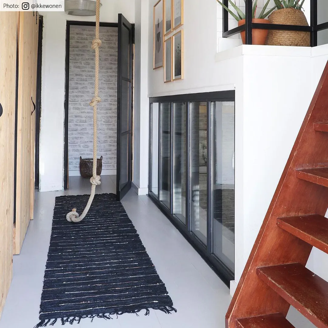 Kludetæppe - Nordal Design (sort - 100 % læder)