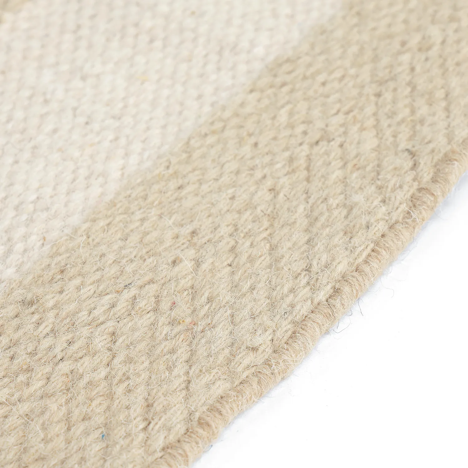 Uregelmæssigt uldtæppe - Kystaro (creme/beige)