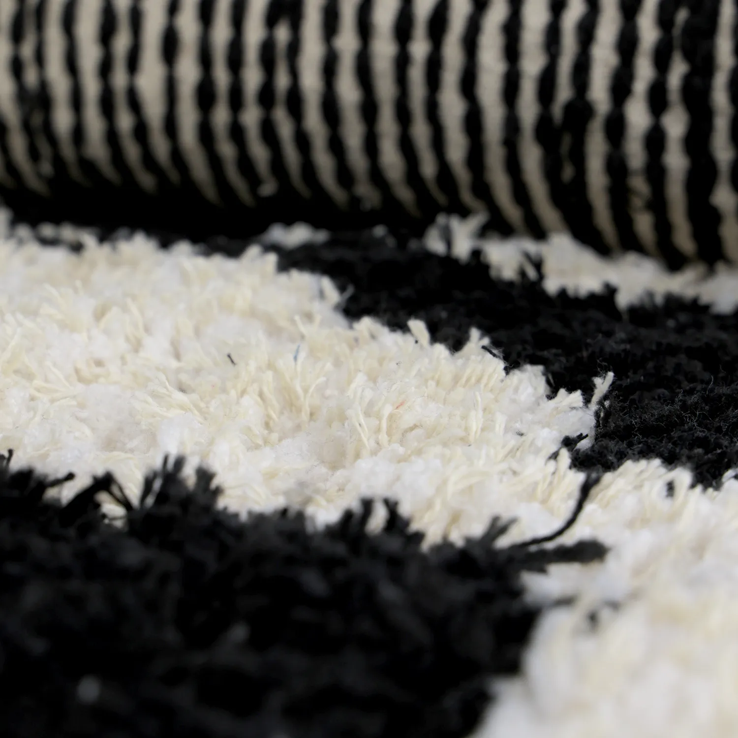 Rundt tæppe - Marvao Natural Cotton Shaggy (offwhite/sort)