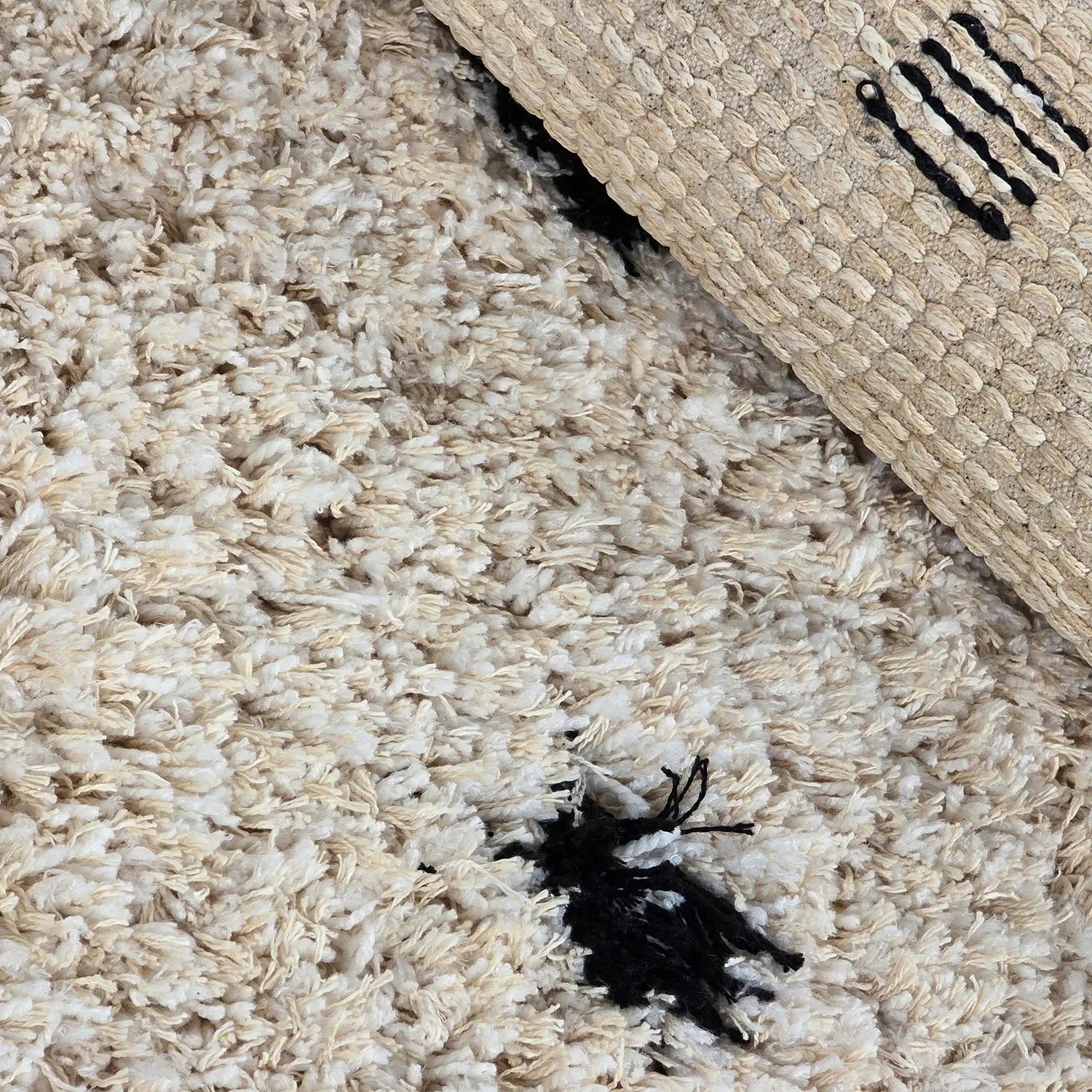 Rundt tæppe - Soria Natural Cotton Shaggy (offwhite/sort)