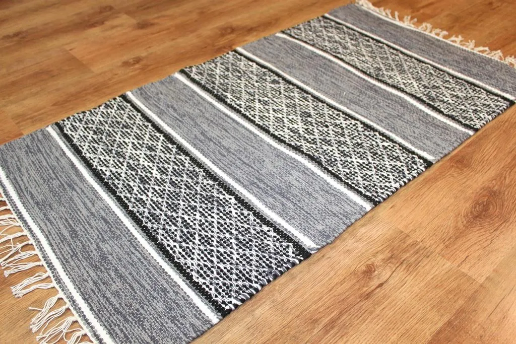 Kludetæppe - Visby (sort-hvid)