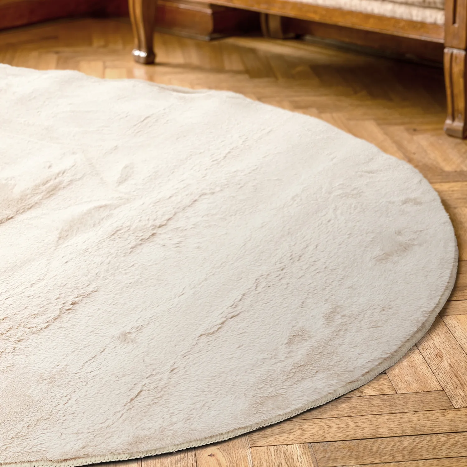 Ovalt ryatæppe - Aranga Super Soft Fur (beige)