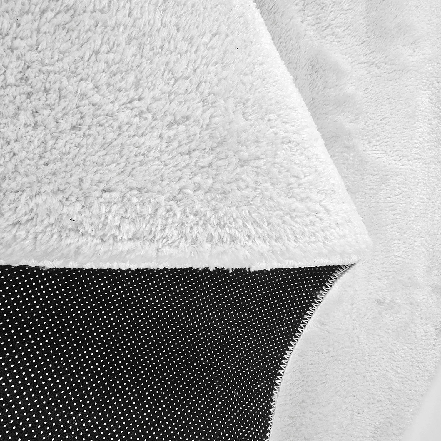 Ovalt ryatæppe - Aranga Super Soft Fur (hvid)