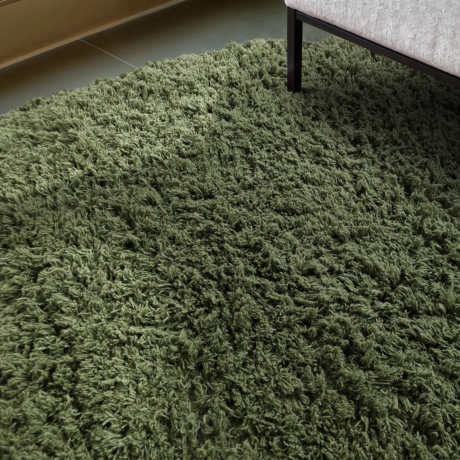 Rundt tæppe - Fassale Hand Woven Wool Shaggy (mosgrøn)