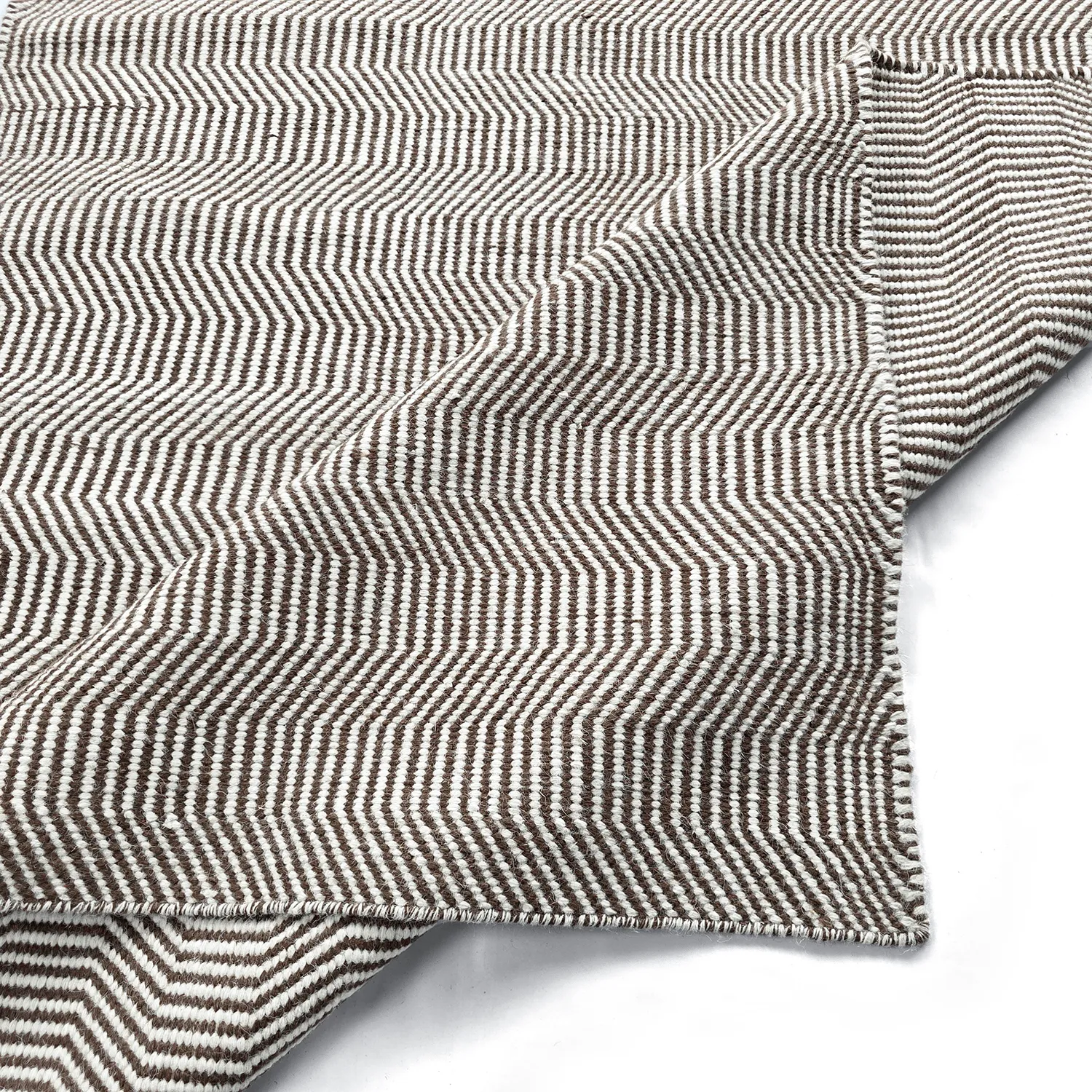 Uldtæppe - Larkana (brun/hvid)