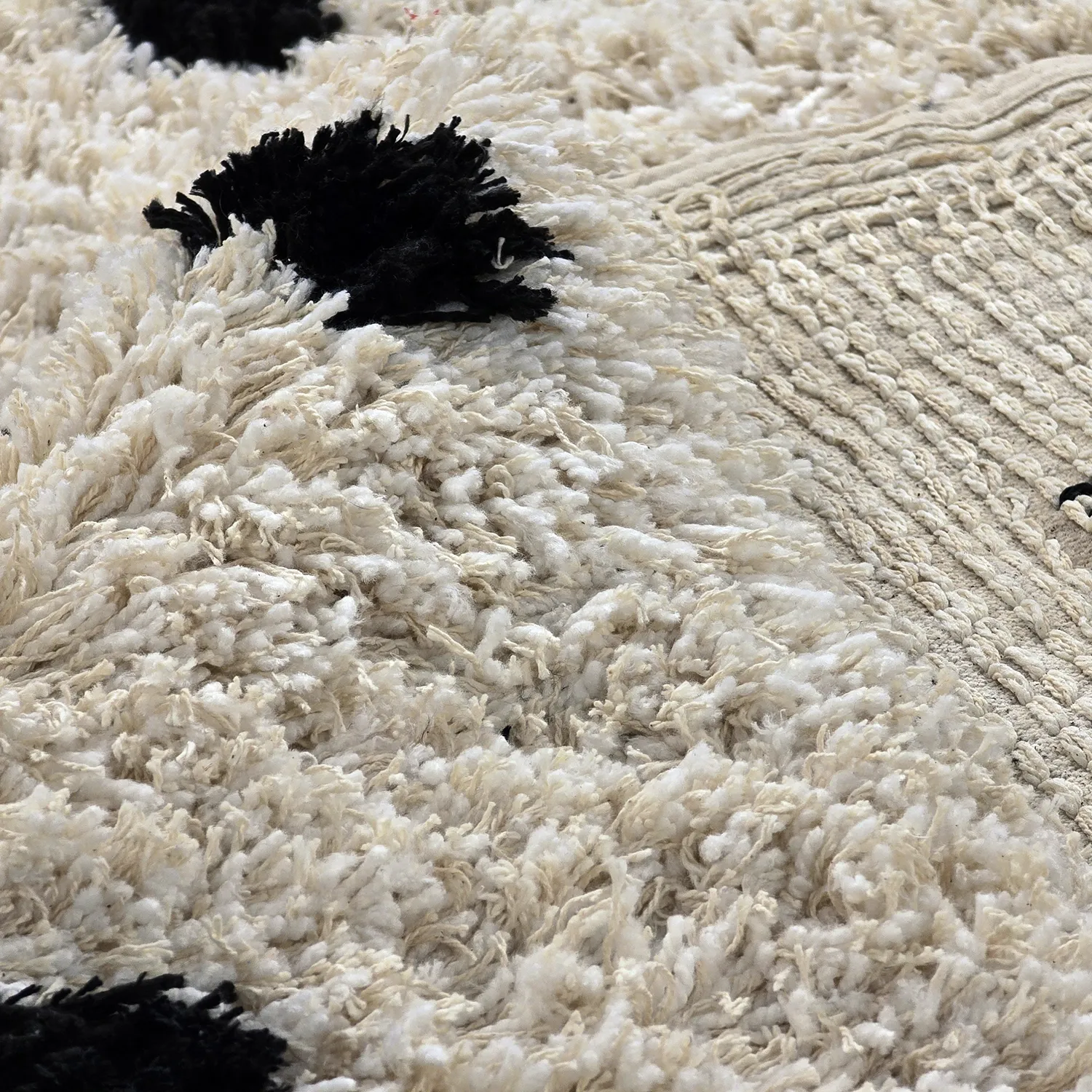 Ryatæpper - Soria Natural Cotton Shaggy (offwhite/sort)