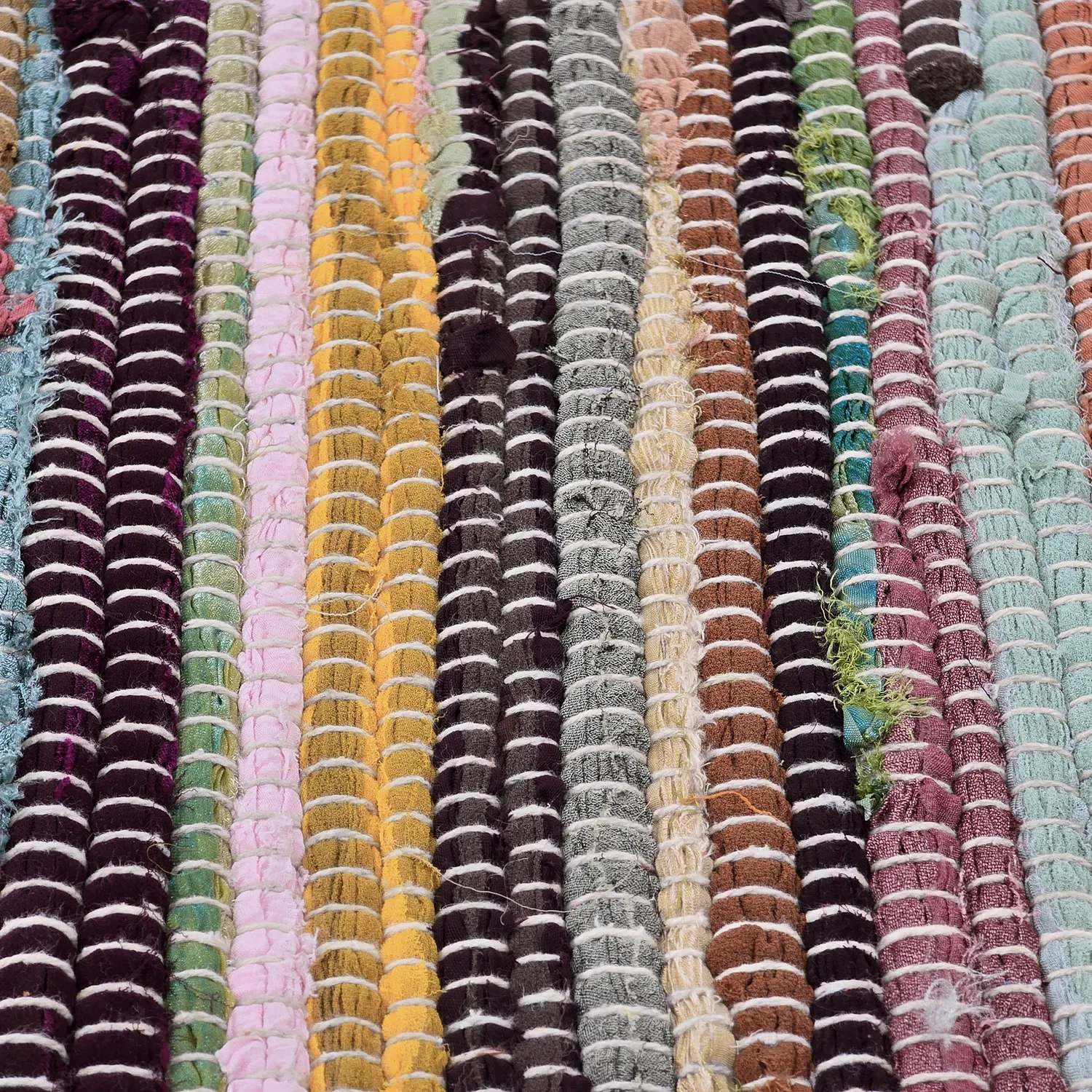 Kludetæppe - Happy (gul/multi)