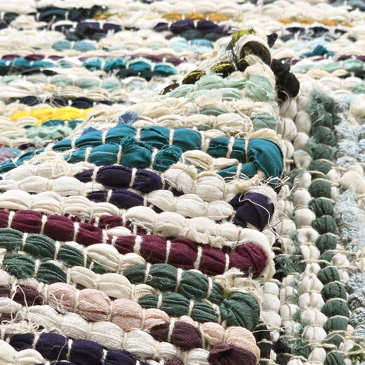 Kludetæppe - Lindby (blå/multi)