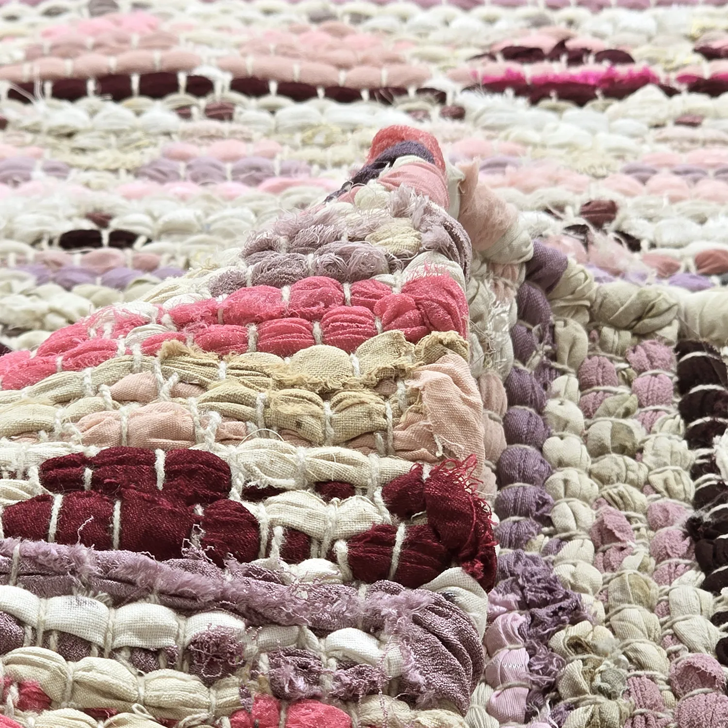 Kludetæppe - Lindby (pink/multi)