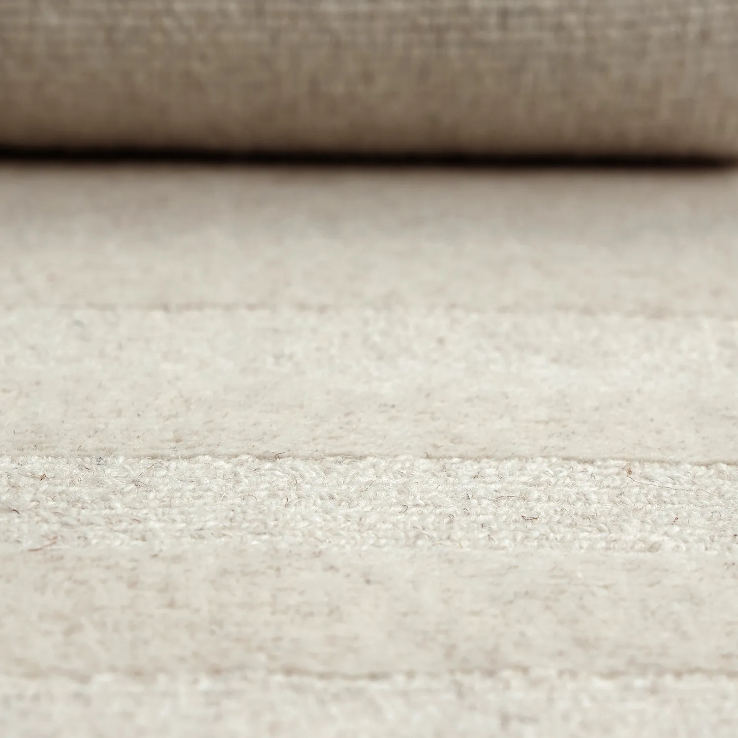 Uldtæppe - Brenta Handloom Wool Premium (fløde)