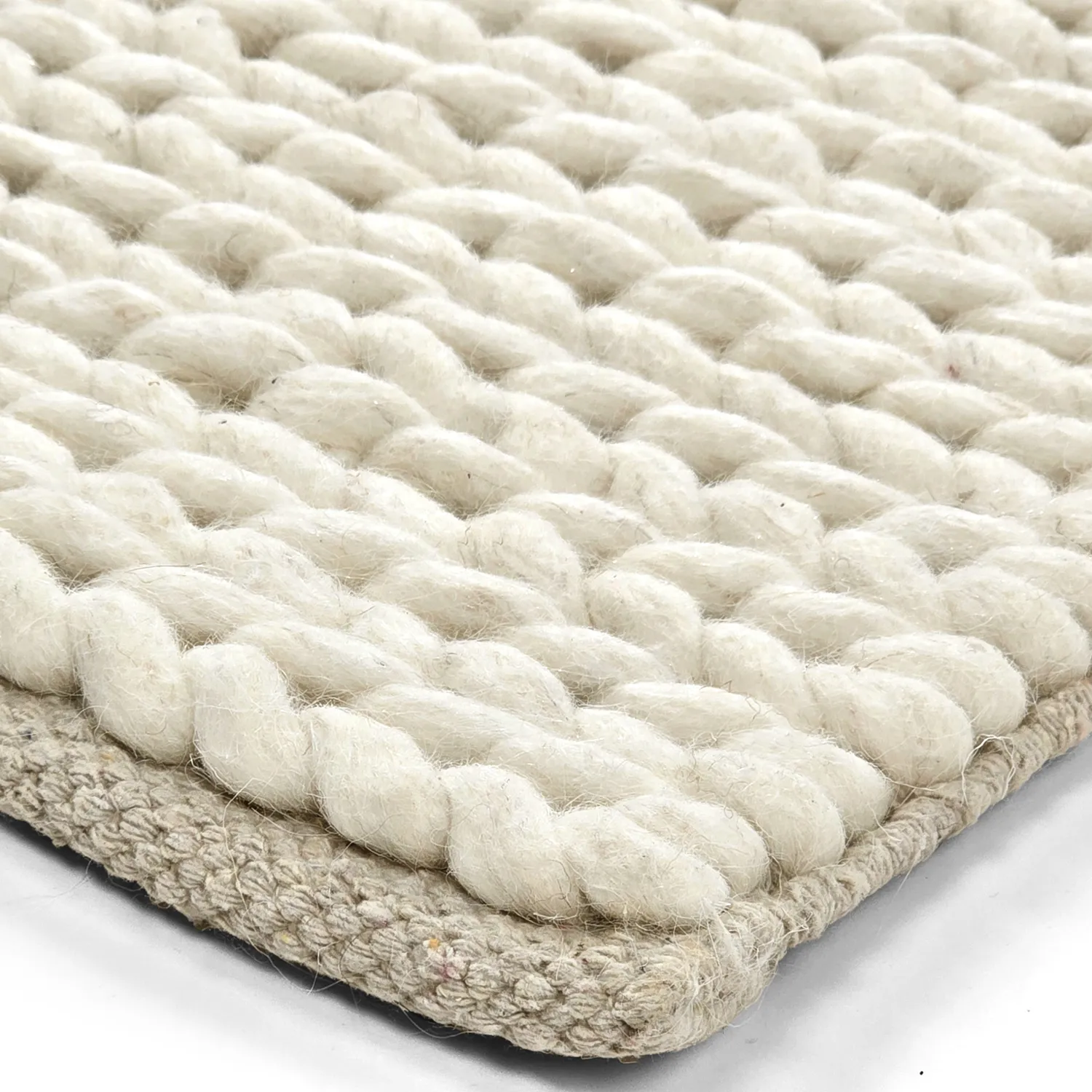 Uldtæppe - Talvia Braided Wool (off-white)