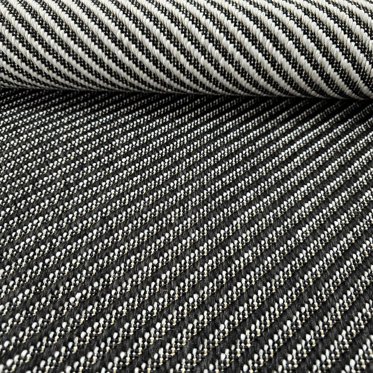 Rundt tæppe - Indoor/Outdoor Bennett (sort)