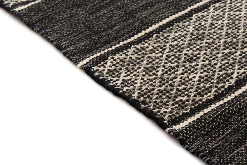 Kludetæppe - Visby (sort)