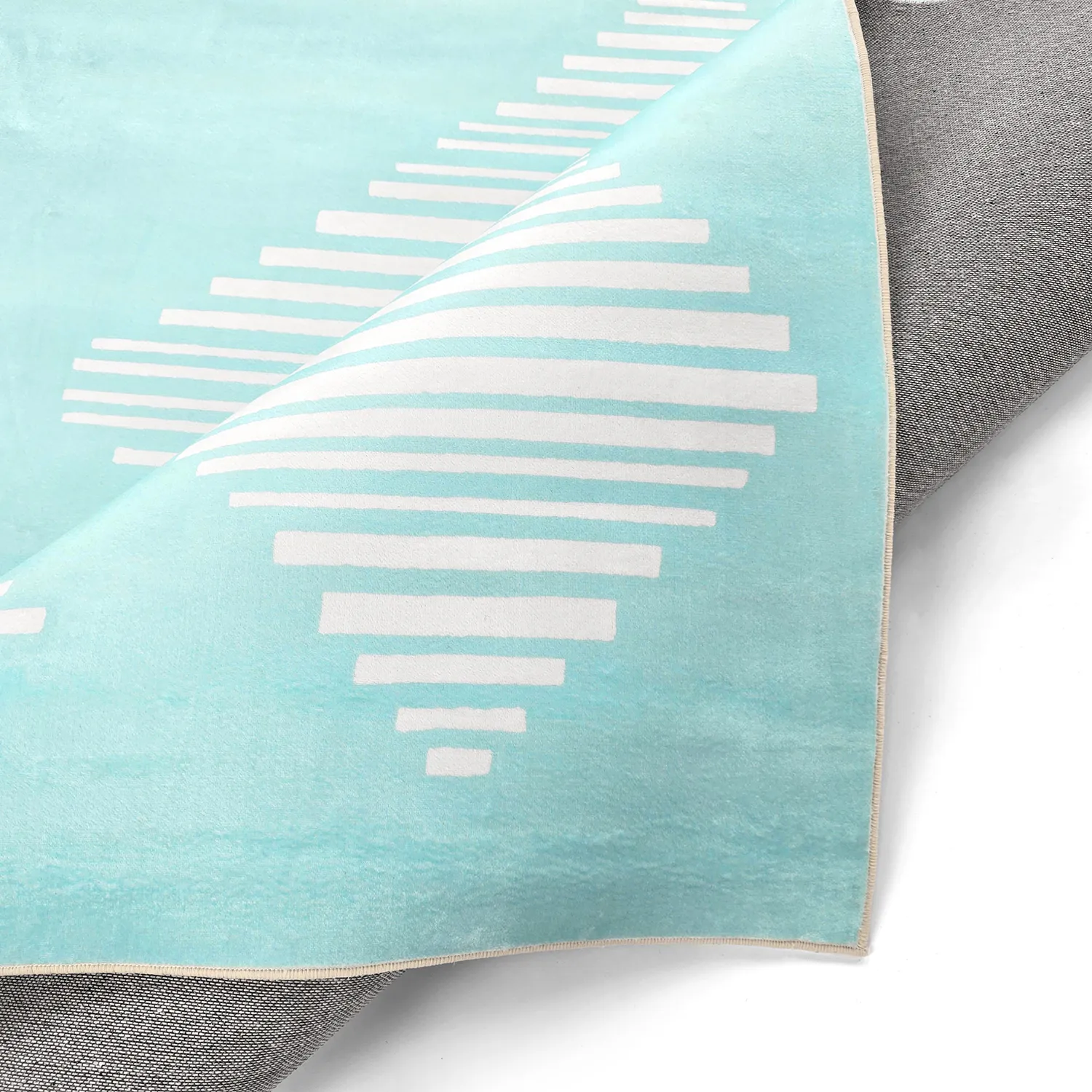 Wilton-tæppe - Carmen (lyseblå/hvid)