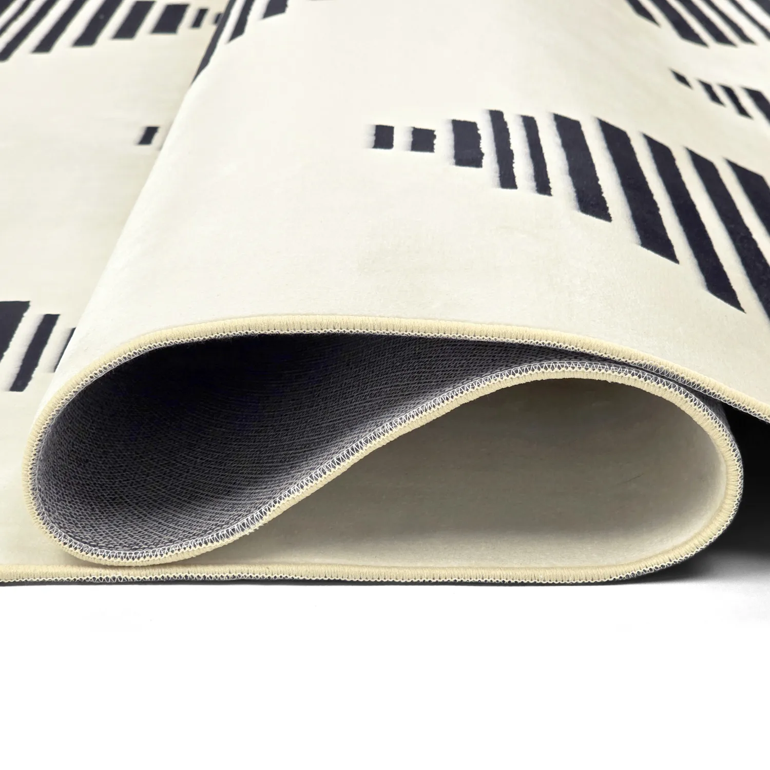 Wilton-tæppe - Carmen (creme/sort)