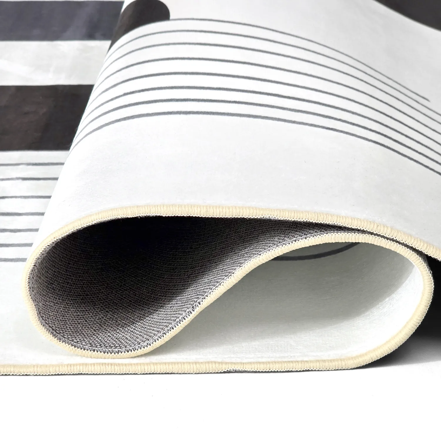 Wilton-tæppe - Delft (hvid/grå/sort)