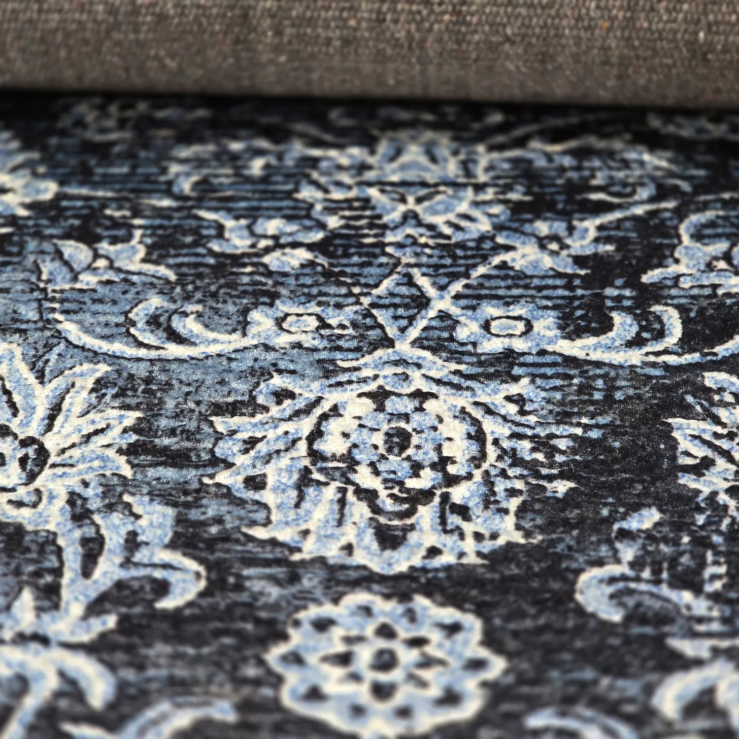 Wilton-tæppe - Flowers (blå)