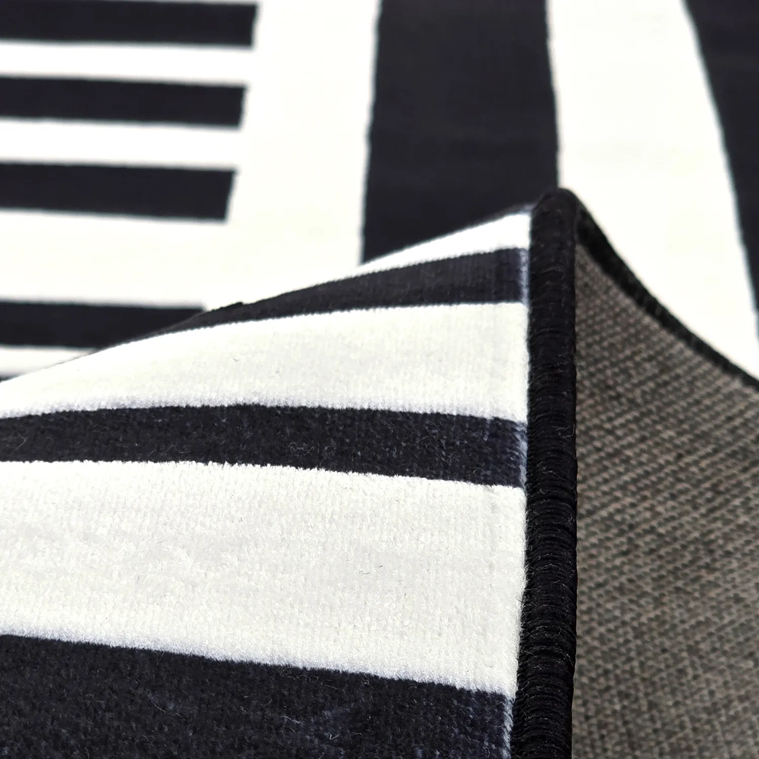 Wilton-tæppe - Joma (sort/hvid)