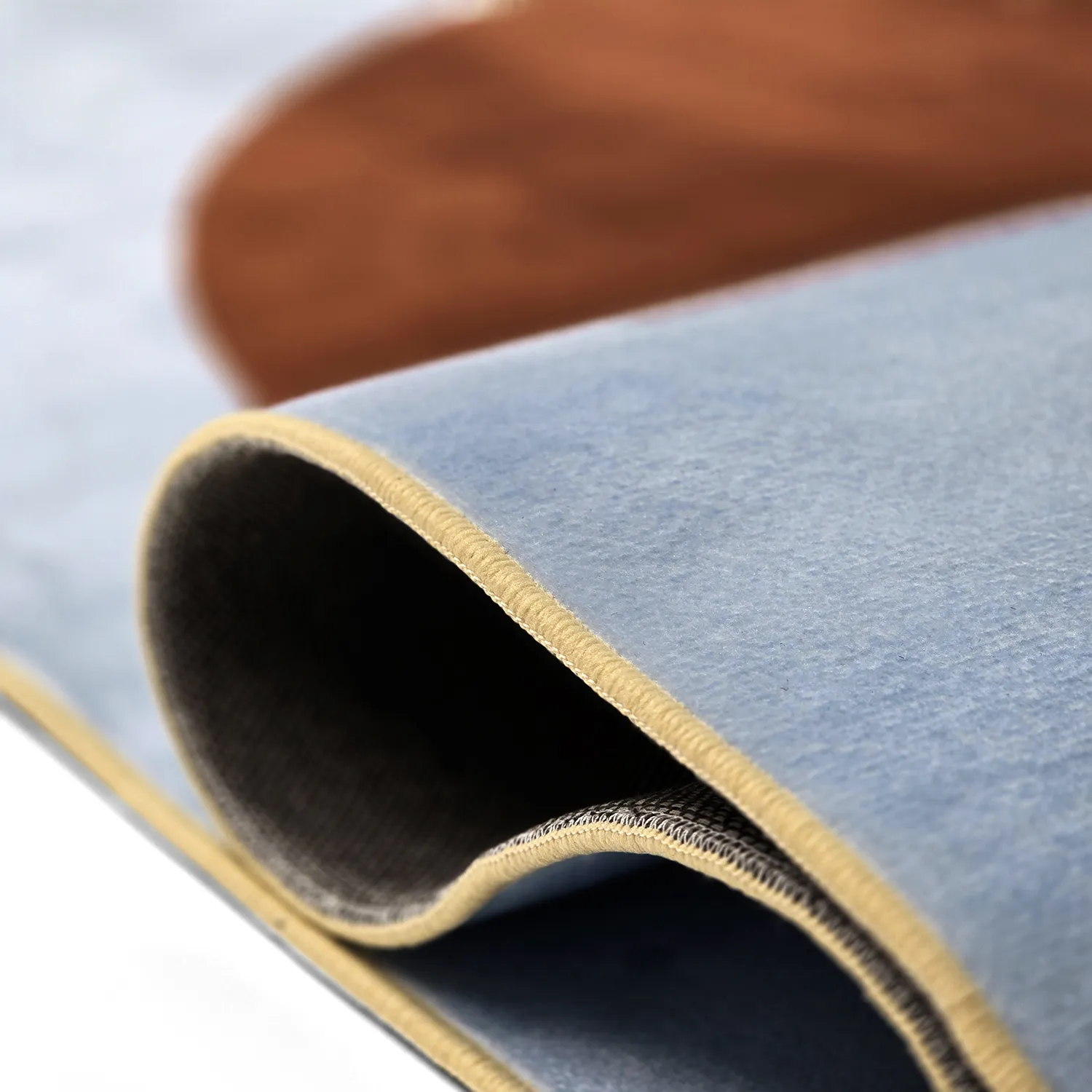 Wilton-tæppe - Taos (lyseblå/multi)