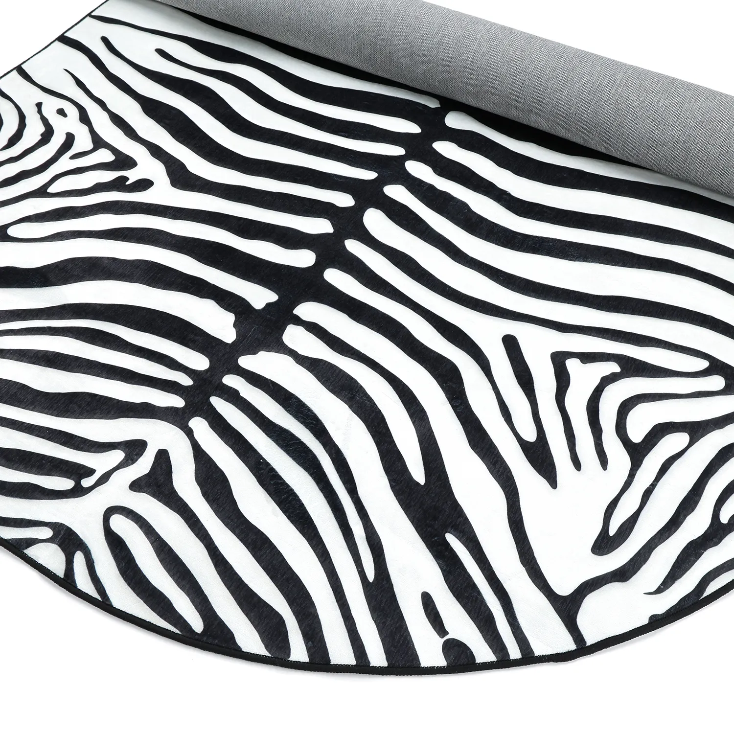 Halvovalt Wilton-tæppe - Zebra (sort/hvid)